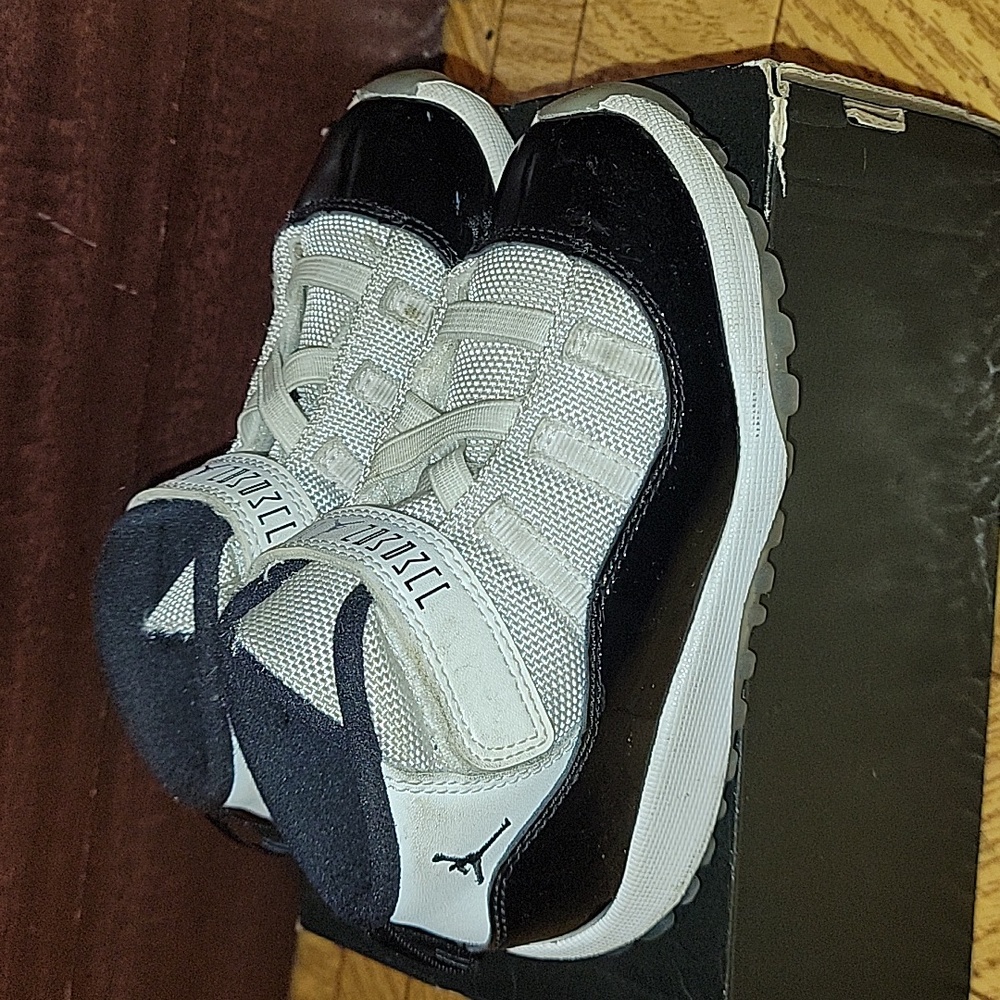 Jordan 11 Retro